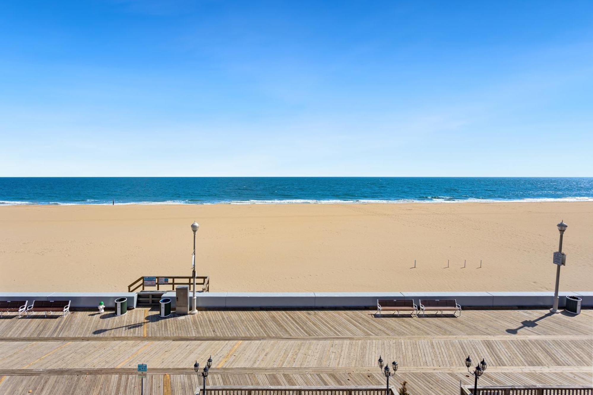 Americana Motor Inn On Boardwalk 오션 시티 외부 사진
